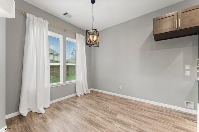 Building Photo - 12511 Savage Ct