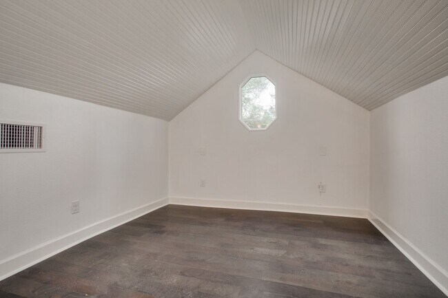 Building Photo - 4500 Avenue H
