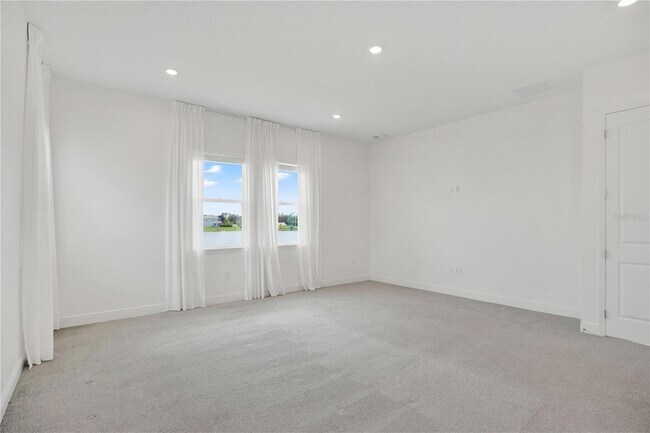 Building Photo - 13589 McMillan Dr