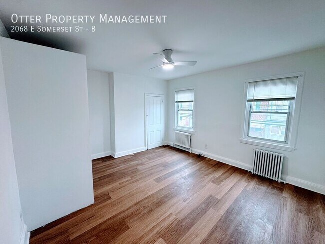 Building Photo - 2068 E Somerset St