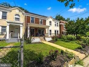 Building Photo - 4107 4th St NW