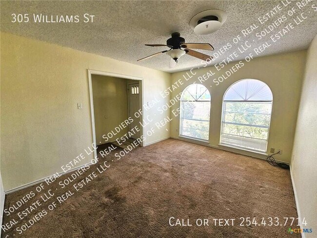 Building Photo - 305 Williams St
