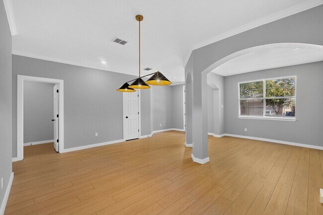 Building Photo - 14525 Eaglemont Dr