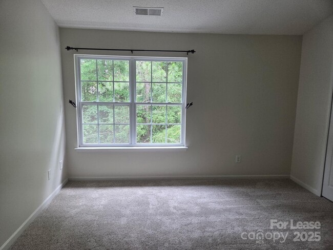 Building Photo - 118 Barnhardt Loop
