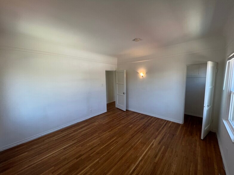 Building Photo - 1874 S Redondo Blvd