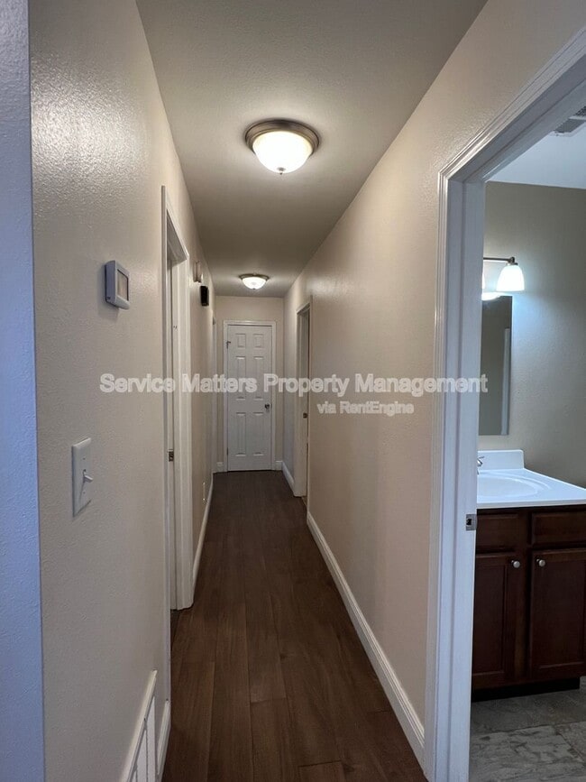Building Photo - 602 Sawara Cir