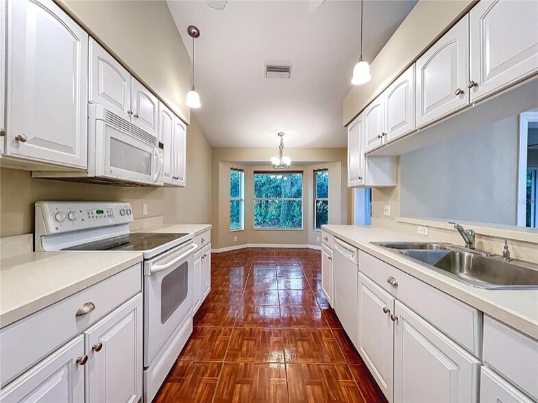 Building Photo - 18736 Bent Pine Dr