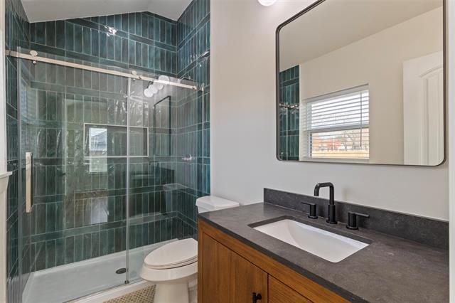 Building Photo - 2317 Peabody Ave