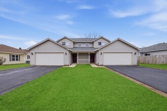 Building Photo - 541 Heritage Dr