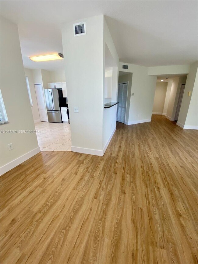 Building Photo - 11032 Legacy Dr