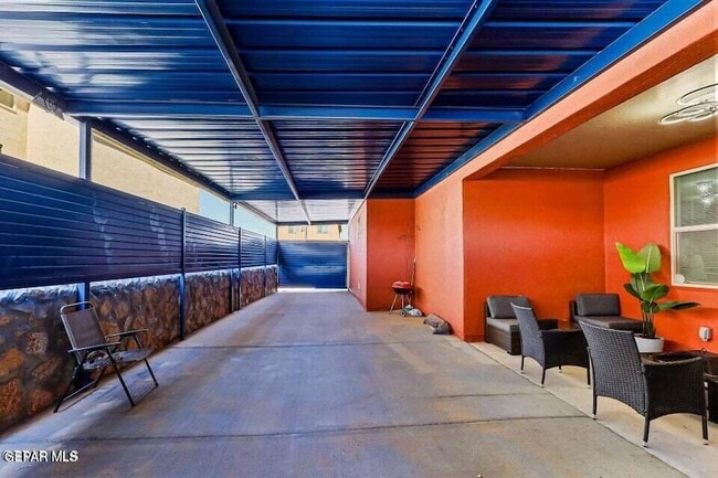Building Photo - 14441 Eastbrook Dr