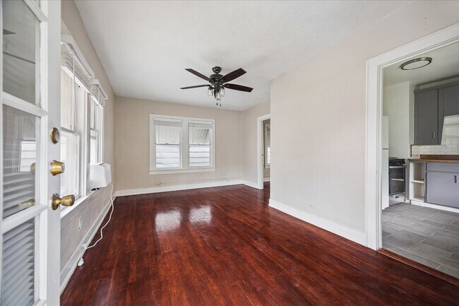 Building Photo - 2510 Kingston St