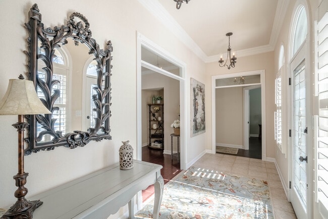 Building Photo - 14 Trapo Ln