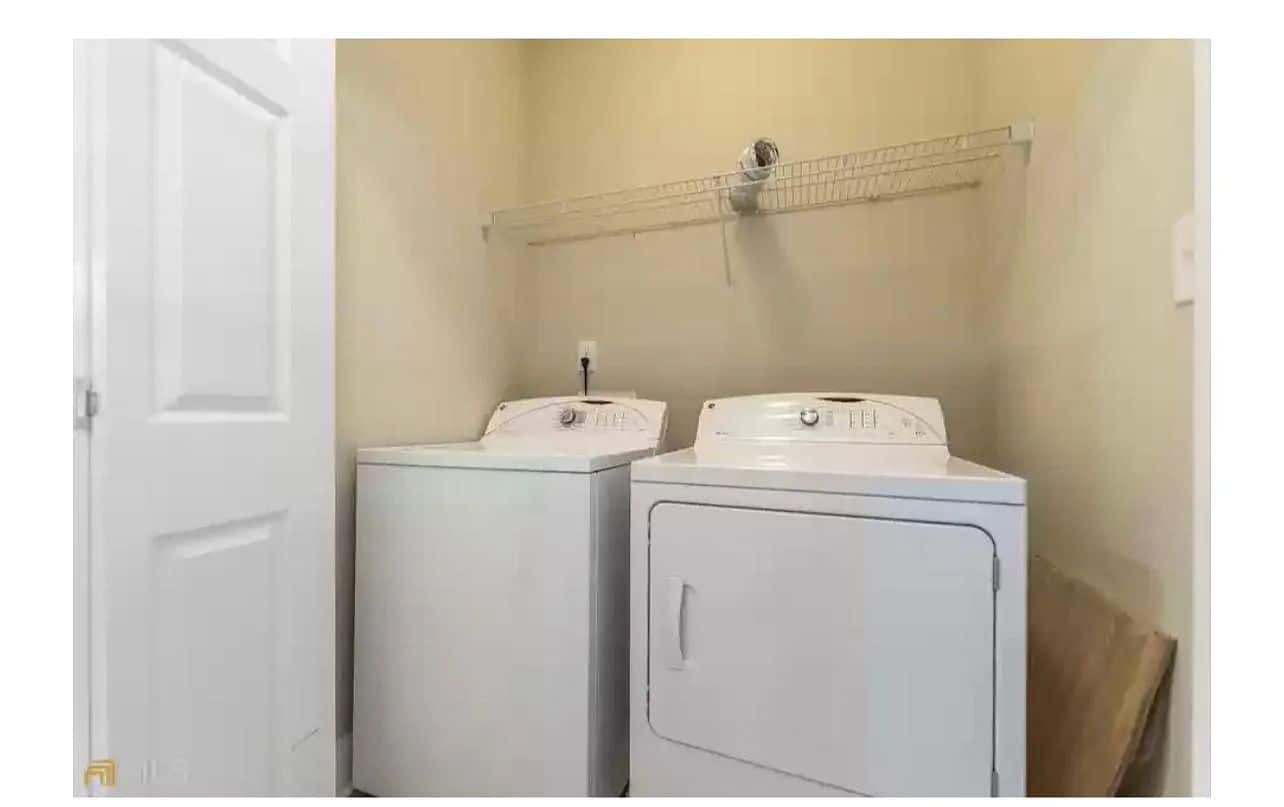 Building Photo - 211 Gray Fox Xing