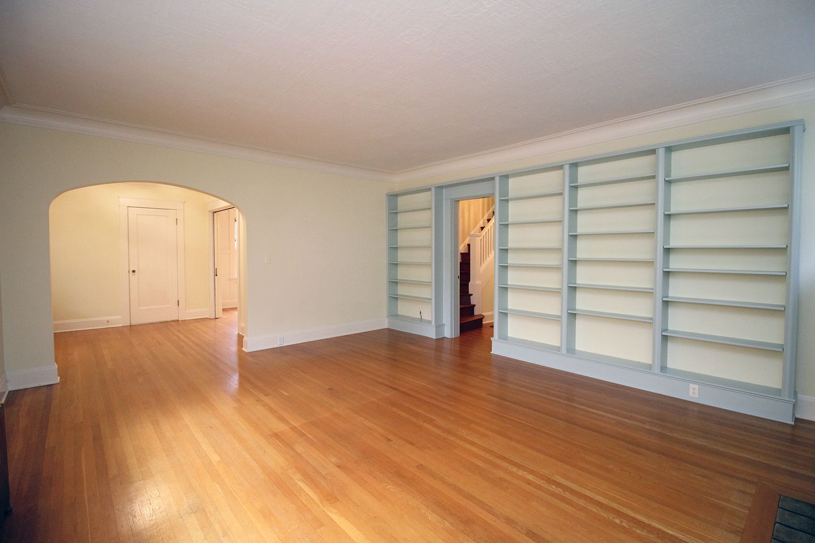 Building Photo - 816 NE Laurelhurst Pl