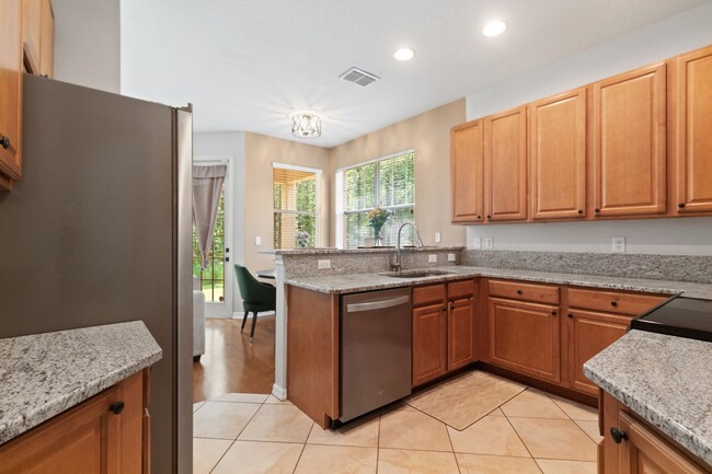 Building Photo - West Meadows 3 Bedroom Townhome Awaits!