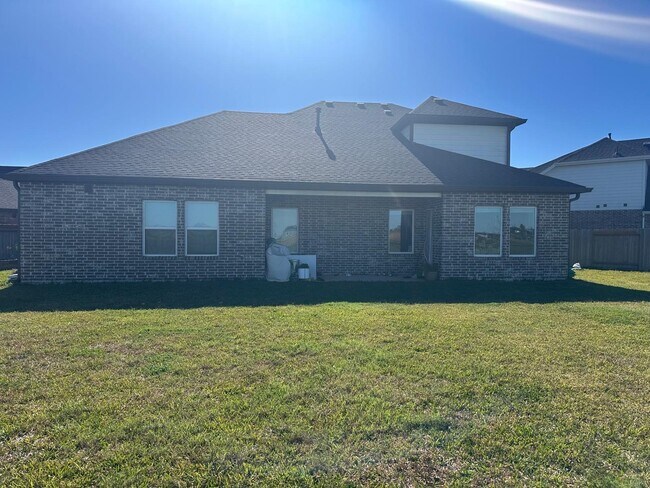 Building Photo - 3702 Birtley Bnd Wy