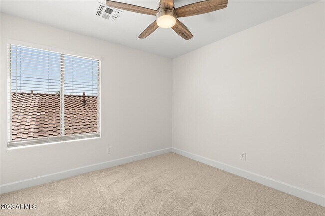 Building Photo - 10410 E Morning Star Dr