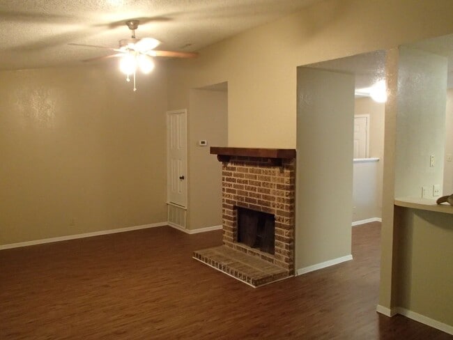 Building Photo - 3702 Rocky Hollow Trail