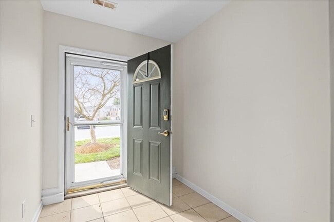 Building Photo - 3043 Diamond Spring Ln