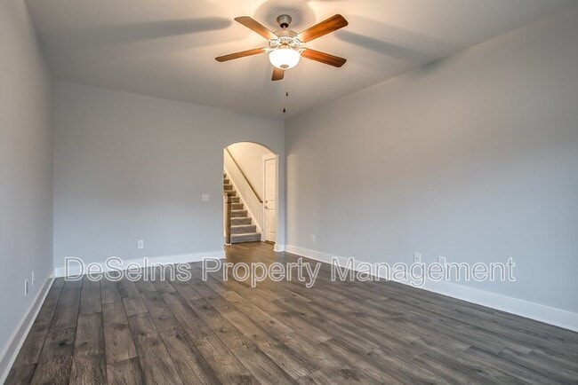Building Photo - 5054 Gracious Dr