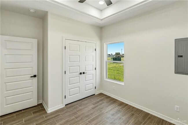 Building Photo - 14 N 17th St