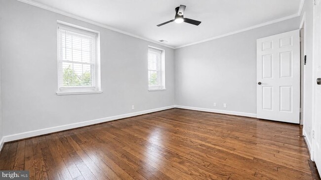 Building Photo - 4814 30th St S
