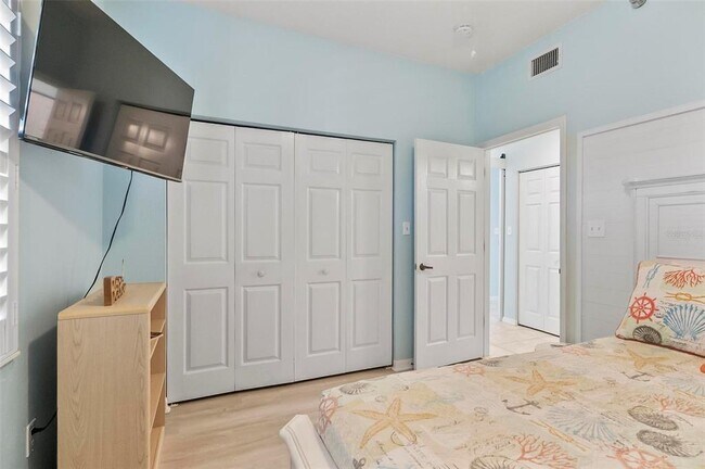 Building Photo - 104 Surfview Dr