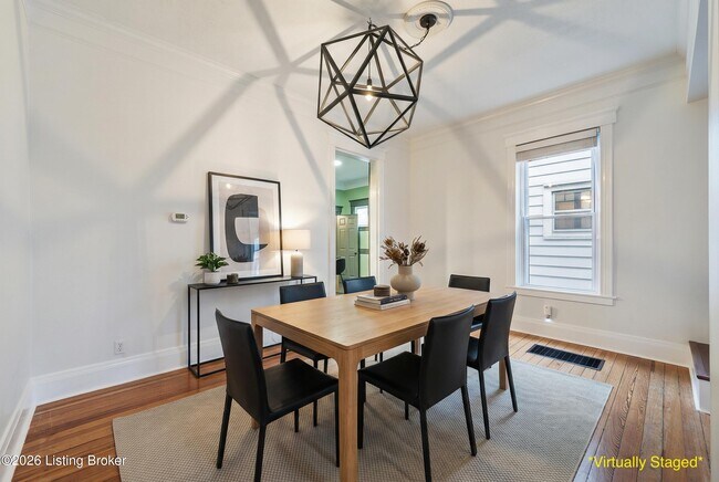 Building Photo - 1820 Sherwood Ave