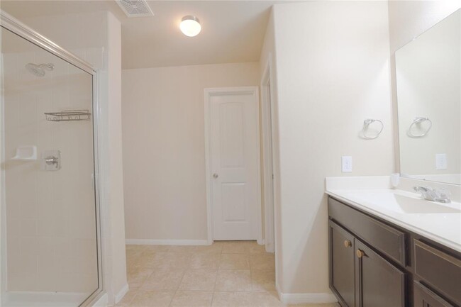 Building Photo - 9422 Limestone Ranch Ln
