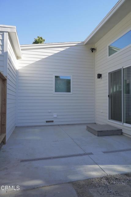 Building Photo - 903 S Avenue 60