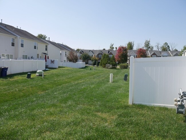 Building Photo - 2446 Hartfield Cir