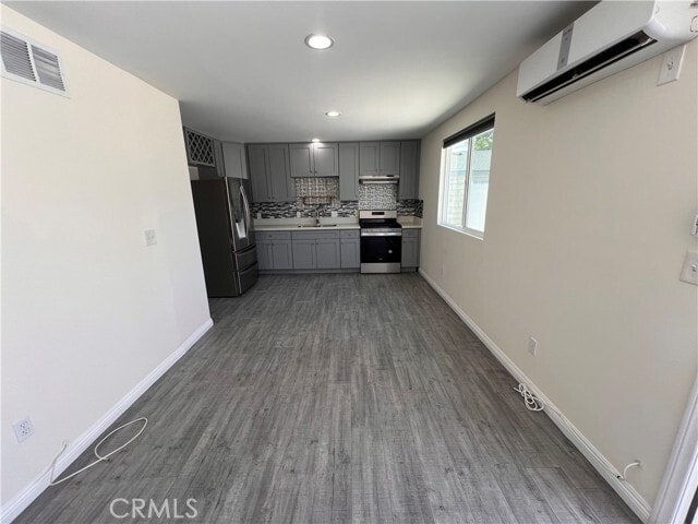 Building Photo - 9009 Monogram Ave