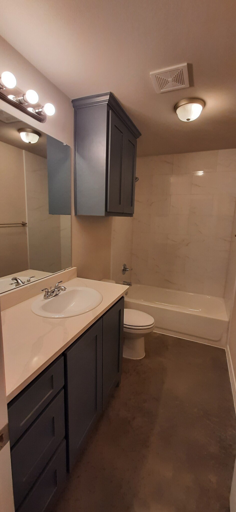 Building Photo - 109 Lollipop