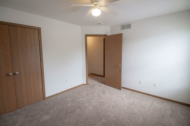 Building Photo - 1426 Greensboro Dr