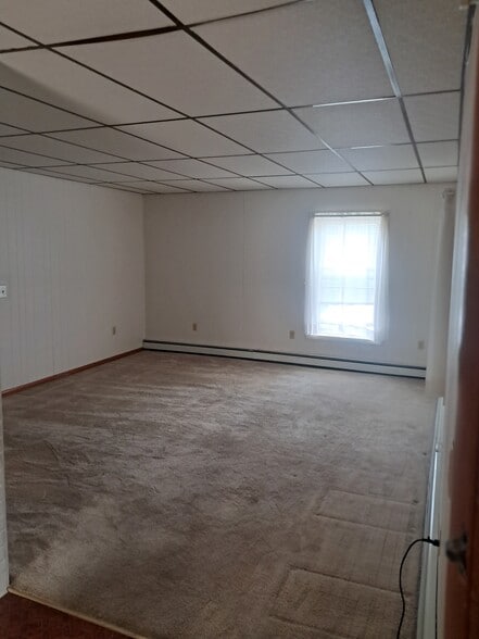 Building Photo - 253 Hudson Ave