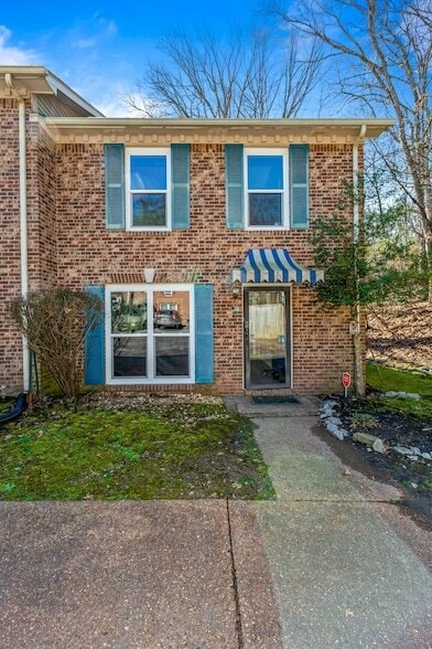 Building Photo - 513 Williamsburg Dr