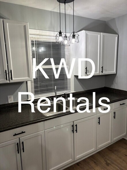 Building Photo - 129 Green Acre Dr