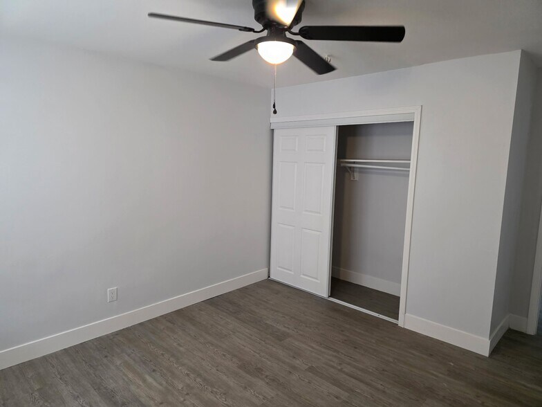 Building Photo - Riverside Apartments - OPEN HOUSE!!!