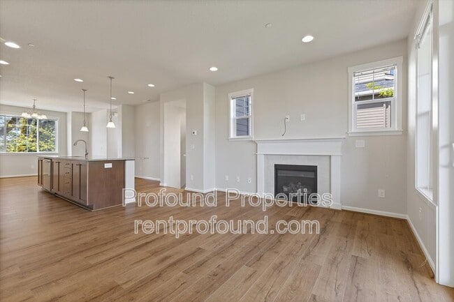 Building Photo - 13086 SW Aubergine Ter