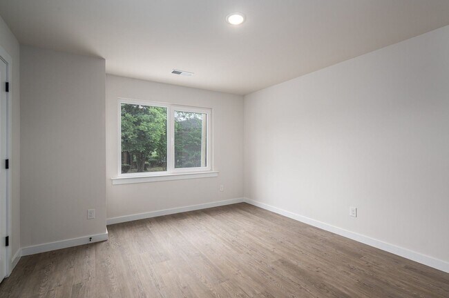 Interior Photo - Modern Duplex Unit for Rent - Modern Living at Its Best!