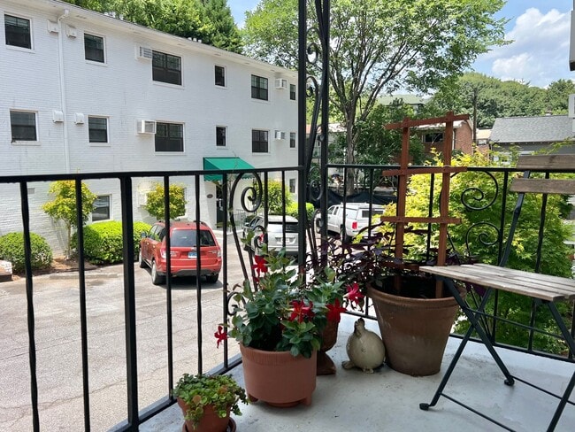 Building Photo - 1BR - Piedmont Park!