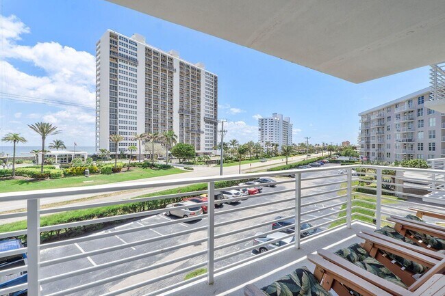 Building Photo - 2851 S Ocean Blvd