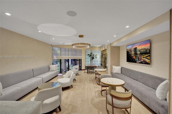 Building Photo - 10175 Collins Ave