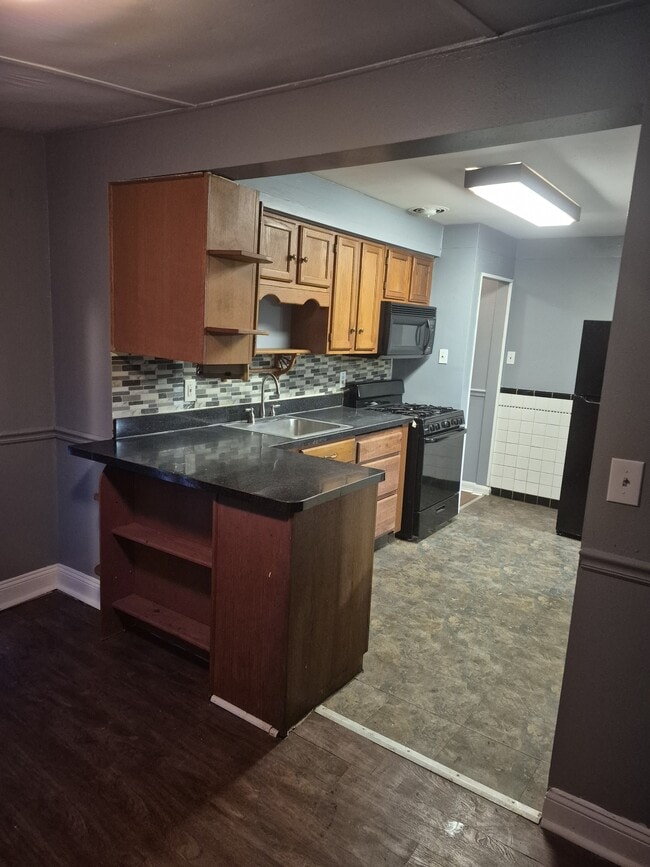 Building Photo - 1539 Comet Dr