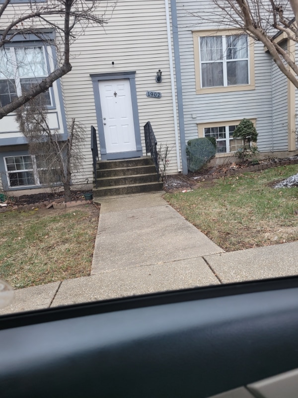 Building Photo - 1902 Bronzegate Blvd