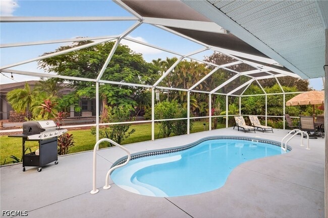 Building Photo - 2919 SW 25th St