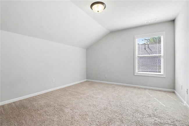 Building Photo - 5985 Carruth Lake Dr