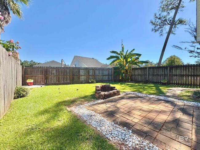 Building Photo - 7943 Audubon Dr