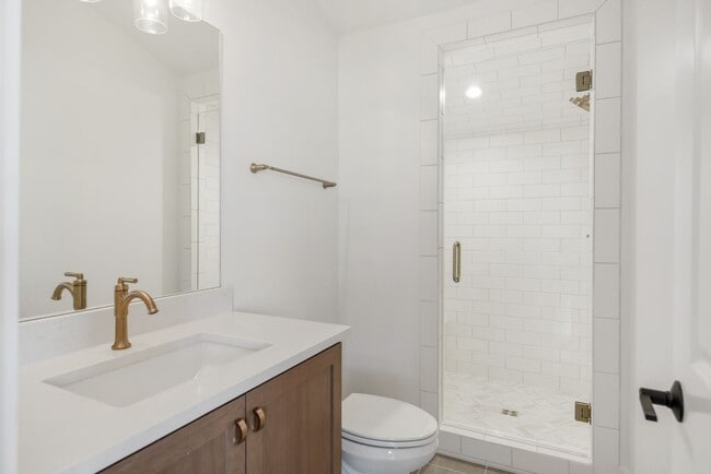 Building Photo - Luxury home in Southbrooke community in Franklin, TN